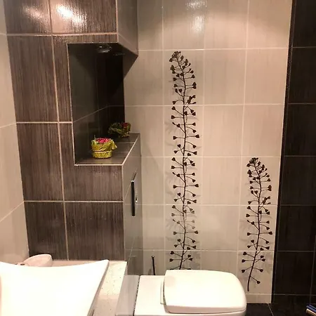 Luxury And Modern In A Quiet Area *