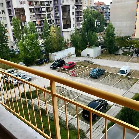 Luxury And Modern In A Quiet Area Apartment