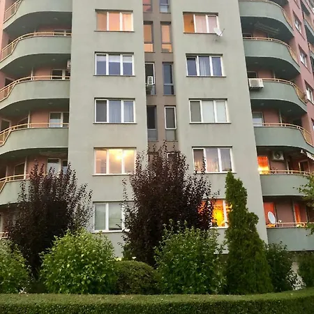 Luxury And Modern In A Quiet Area *